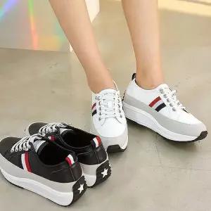 인기상품 예쁜운동화 슬립온 로퍼운동화 가벼운운동화 운동 [WFJNH0W_260322]