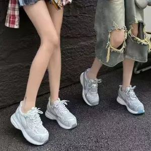 인기상품 스니커즈단화 여자운동화 캐쥬얼슈즈 방한 플랫 단화 [WFJNH3K_260322]