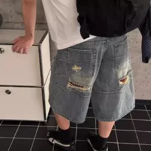 청 남자청반바지 구매대행 트렌드인 찢어진 시보리 와이드 일자 반바지 원템1