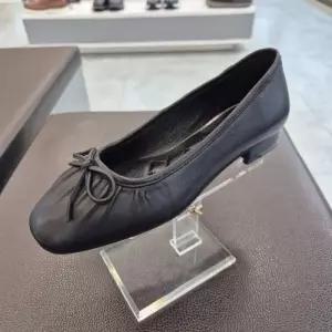 엘칸토 HC11 양가죽 여성 플랫 1CM 세미정장 플랫 펌프스  K7V3U6H1319