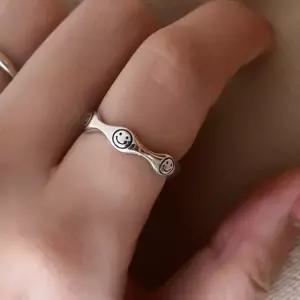 실버925 스마일 웨이브 음각 오픈 반지