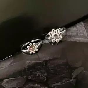 실버925 스마일 플라워 반지 2type 오픈 프리사이즈