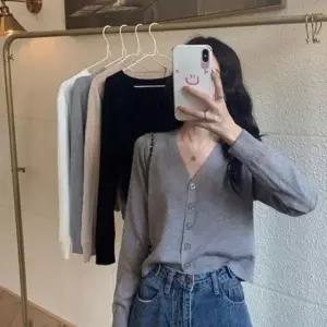 [JED] 봄 니트 얇은 브이넥 데일리 아우터 상의 루즈핏 여성 간절기 긴팔 가을 가디건 숏