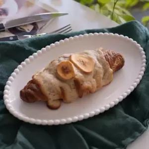 비즈 타원 접시 도자기 디저트 그릇 예쁜 식기 주방 인테리어 홈카페 테이블 세팅 소품