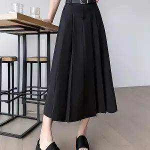 [디작소]여성 정장 A라인 플리츠 주름 벨트 롱 스커트 (33505088)