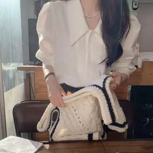 [오노마] ONM 여성 데이트룩 퍼프소매 화이트 블라우스 빅카라 셔츠