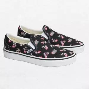 [반스]케이팝 데몬 헌터스 클래식 슬립온 블랙 VN000ED2BOS