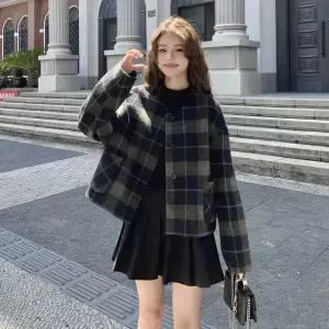 그린 울 빈티지 여성패션 모피 코트 체크 리버시블 겨 쇼트 DL4