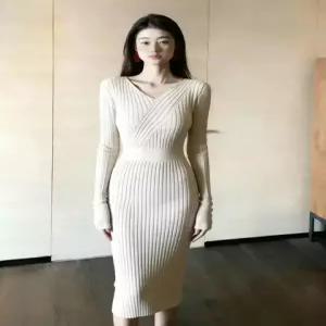 여성패션 겨울 원피스 니트 긴팔 프렌치 스커트 가을 코트 롱 DL4