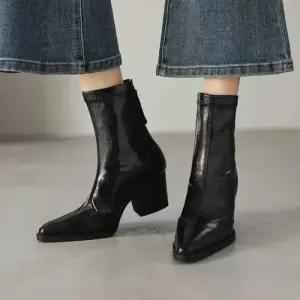 검정 빈티지 플랫워커 부츠 여성패션 앵클부츠 슬림 스틸레토 통굽 워커 프렌치 DL4