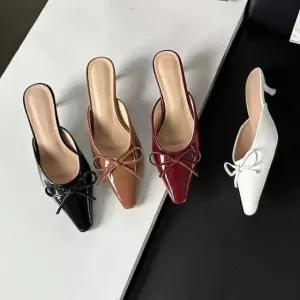 클래식 플랫 스타일 뮬 여자 나들이 힐 슬링백 외출 MWFJO50C