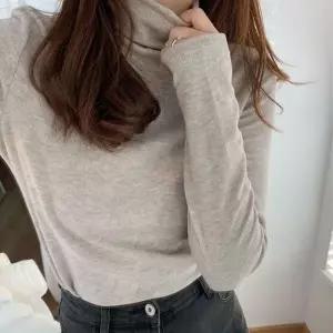 여성 목폴라 티셔츠 기모안감 단품 이너 베이직 무지 겨울코디