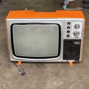 관TV 빈티지 레트로 전시장 전시 TV모형 송출 수족관 장 장식 올드 아날로그