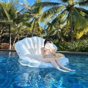 호환 풍선 진주 쉘 소파 부동 행 수영 반지 매트 침대 승마 장난감