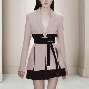 EAMT 정장세트 시크 레이스업 보이는 추동 날씬해 여자 투피스 EUNG3