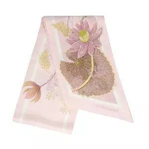 [페라가모] 여성 수련 프린트 방도 스카프(32 1238 0790150)