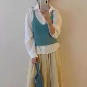 [하프클럽/]여성 루즈핏 브이넥 골지 니트 끈 나시 조끼