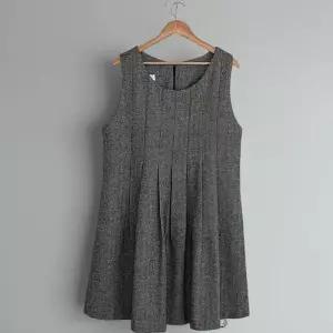 [신상오픈런]여성 연말 패션 헤링본 빅사이즈 민소매 드레스 (44091859)