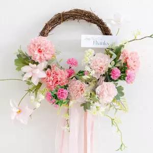 [아트박스]/플라워트리 카네이션 조화 리스 인테리어 장식 43x40cm 장식 소품