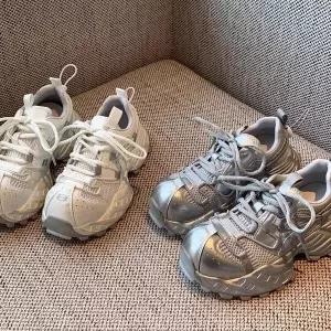 여성용 가벼운 러닝화 통기성 에나멜 운동화 아쿠아망 슈즈 통굽 admr5