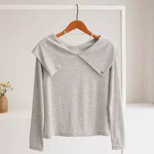 [잇수다] 아렌트 팬던트 세일러카라 골지 스판 긴팔 티셔츠