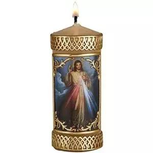 CB 교회 보급용 양초 윌과 바우머 데칼 4.75인치 신성한 자비가 담긴 손으로 장식한 가족 기도 파라핀 헌정