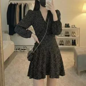 [하프클럽/셀러허브_여성트랜드패션]여성 사랑스러운 랩 일상 스타일 드레