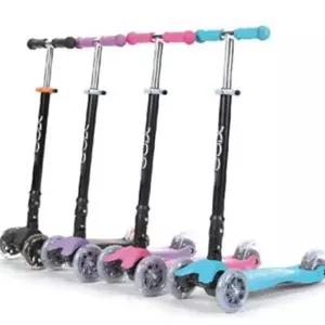 아동킥보드 접이식 브레이크 어린이용 유아 킥보드 논슬립 바퀴 성장 세바퀴 3륜 폴딩