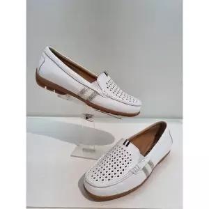 [하프클럽/에스콰이아]MARIO에스콰이아 여성 발편한 펀칭 데일리 로퍼 굽2.5센치 YADMST640