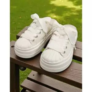 [갤러리아] [센터시티] 고세 경량 키높이 슈퍼스타 스니커즈 뮬 OZO5S026 화이트