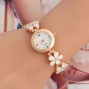 튜린루 공주같은 여성 손목시계 팔찌시계