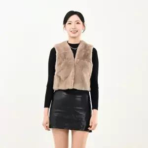 우진모피 WJ 코펜하겐 퍼 휘메일 숏 밍크베스트 WJNSHBE20257 국내생산 본사직영1051852