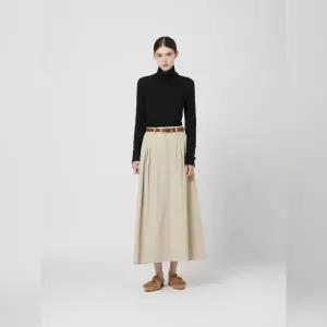 [롯데백화점]씨씨콜렉트 피치 코튼 플레어 롱 스커트_C253MSD005
