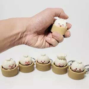 우 표정 딘섬 만두 딸깍이 키캡 키링 손장난감 클리커 가방고리 똑딱이 키홀더 팬시 악세사리 우정키링 어린이날선물 기념품 소품샵