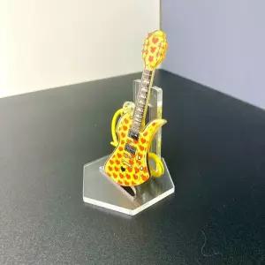 히데 기타 키링 일렉기타 나무 키체인 버니 락스타