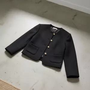 바로출고 던스트 CLASSIC BOUCLE TWEED JACKET_UDJA5A205 1302295