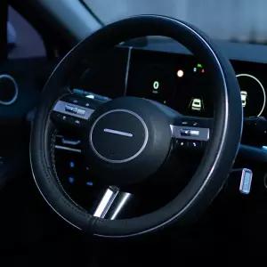 볼체 차량용 핸들커버 타공 논슬립 얇은 가죽 투톤 운전대 커버 (BC-SRH-01)