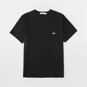 메종키츠네 트리컬러 폭스 패치 남녀공용 반팔 티셔츠 FM00120KJ0010 P199