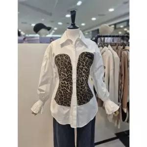 [갤러리아] (르니앤맥코이)레오파트 패치 퍼프소매 블라우스(MM11BL002HJY)