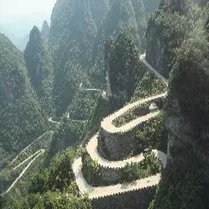 [5월 최저가/가이드기사경비 사전포함시 1+1 혜택/가성비 핵심관광]장가계직항 4일 #5성급호텔 #칠성산 #천문산 #원가계 #천자산 #전신마사지 #황룡동굴VIP #72기루외부