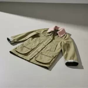 바버 26SS 여성 올리브 Modern Beadnell 캐주얼 자켓 재킷 URJU6E313L3 1316563