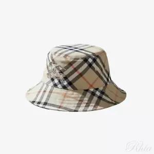 [버버리] 체크 프린트 버킷햇 8094798 154129200