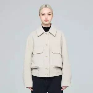 유닛알파카 부클 블루종 숏 코트 UFKWCO46AN