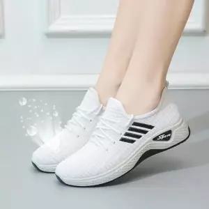 여성운동화 발편한운동화 키높이운동화 스포츠런닝화 러닝화 신발