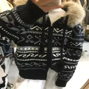 니트 빈티지 가을 여사친 데일룩 칼라 가디건 스웨터 후드 카디건 섬 겨울집업 털 DAOL4