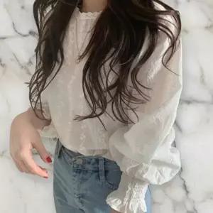 [신상오픈런]|CCH434E|여성용 봄 여름 얇은 면 프릴 루즈 블라우스