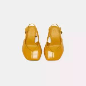 슈콤마보니 Linear sling back shoesyellow DG2DS26001YEW-N