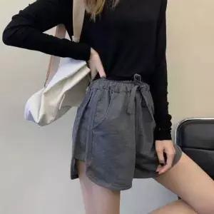 여성 운동용 밴딩 반바지 헬스 숏팬츠 3부 엄마 츄리닝 스타일