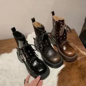 가을 빈티지 스윗 부츠 소가죽 워커힐 라이더 라운드 워커 시크 버클 핏 여자신발 초정 원템3