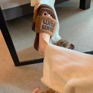 여성패션 스웨이드 일자 추동 퍼슈즈 통굽 슬리퍼 울핏~포도맘 DL4